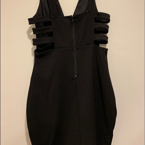 Party dress for sale - Picture 2 of 2